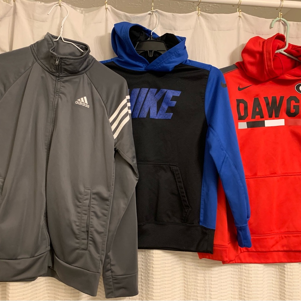 Lot of 6 boys L 14/16 hoodies and zip ups.
